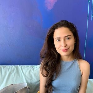 Meet your Posher, Esmeralda